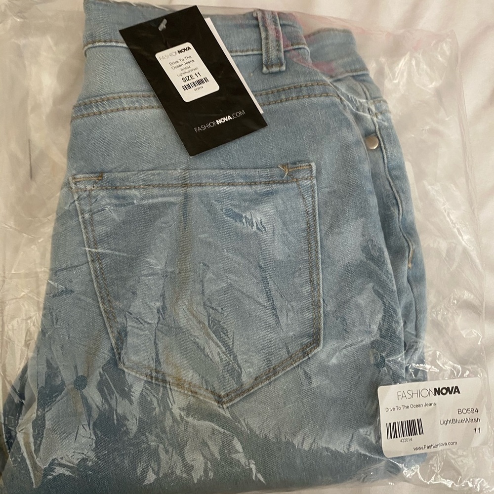 Fashion Nova Jeans